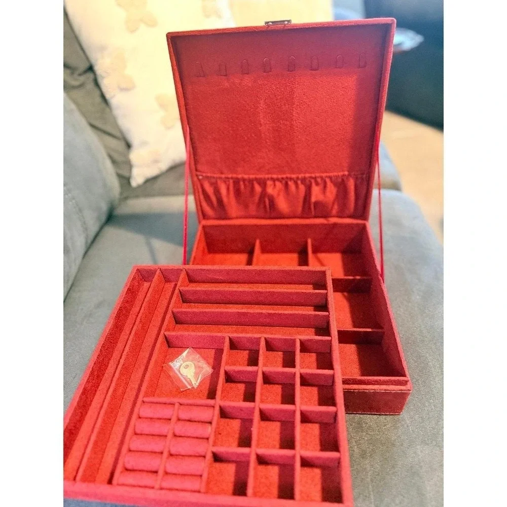 Vintage Red Velvet Jewelry Box with Key! in Fantastic Condition 10x10in Case